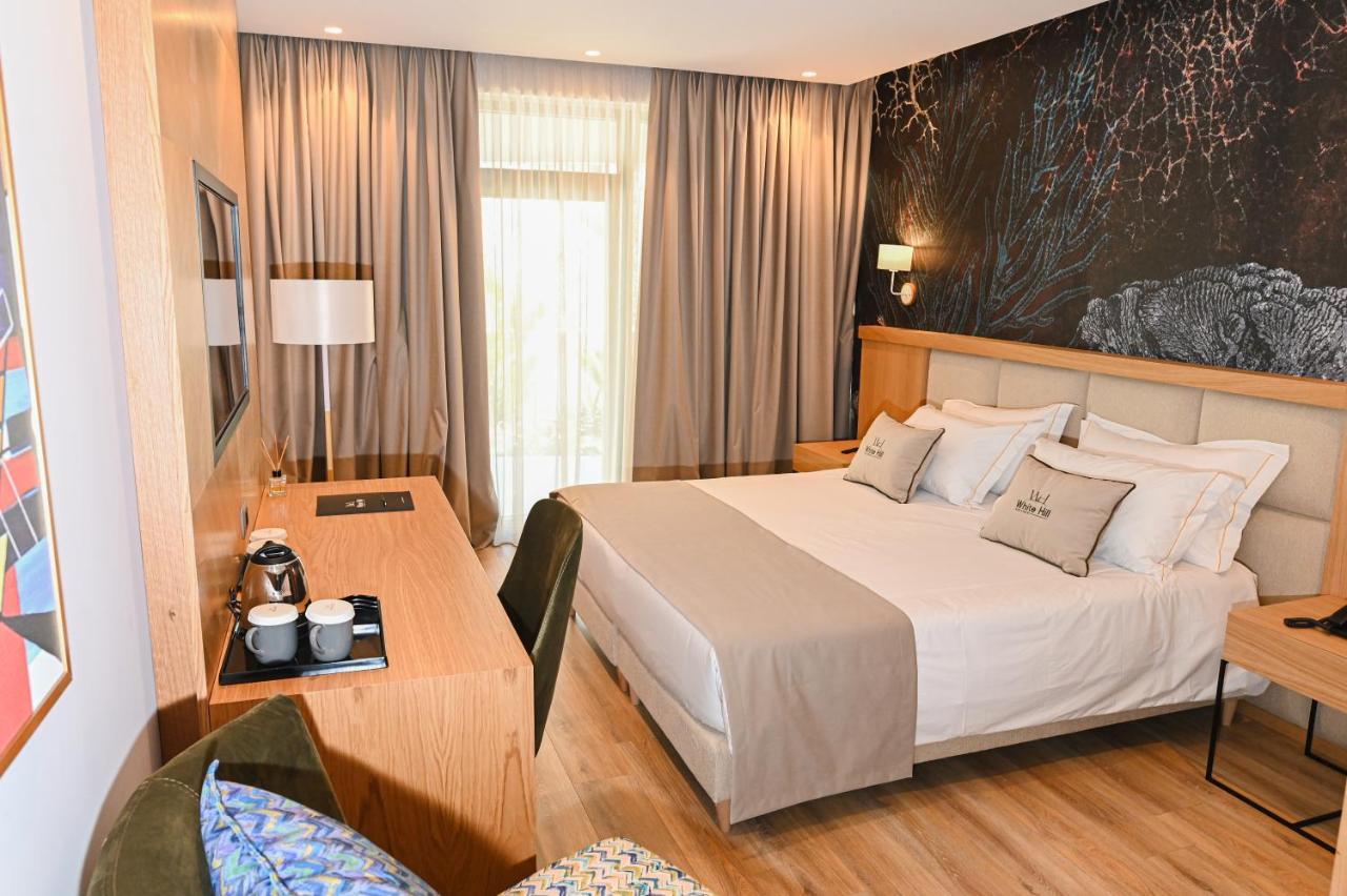 Szálloda White Hill Hotel, & Conferences 4*