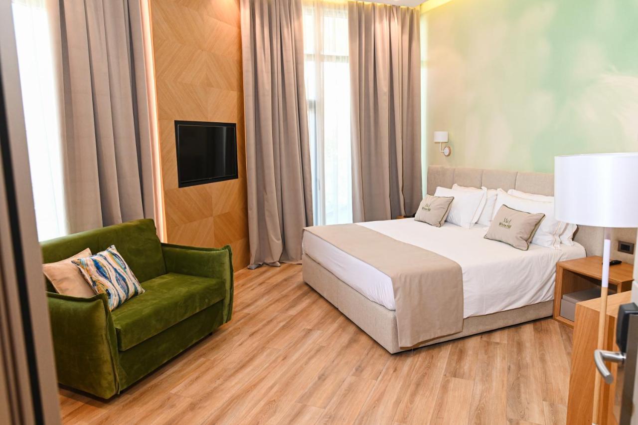 White Hill Hotel, & Conferences Szálloda 4*