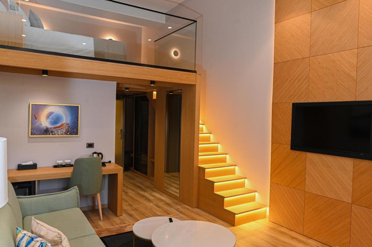Hotell White Hill Hotel, & Conferences 4*