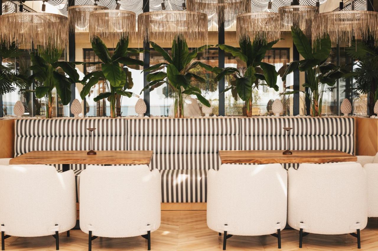 Hotell White Hill Hotel, & Conferences 4*